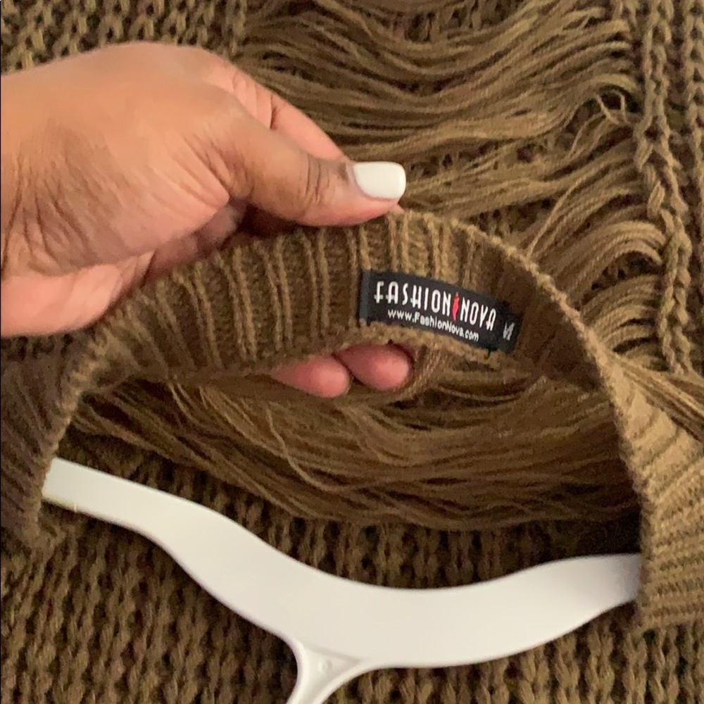 Sweater - Picture 4 of 5